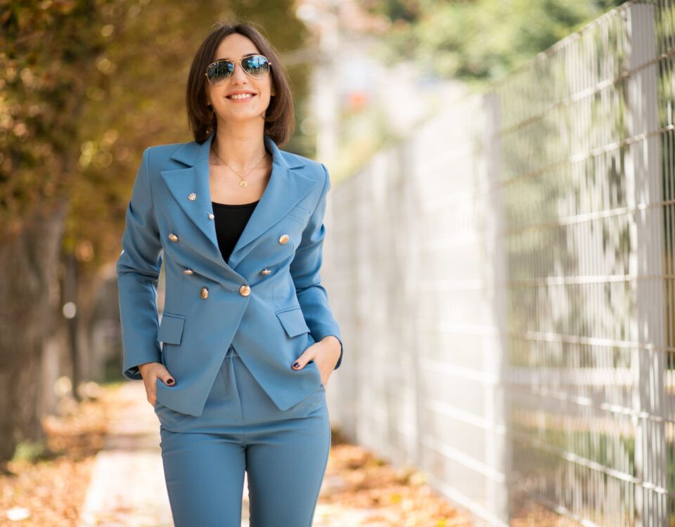 costum-dama-sacou-si-pantaloni